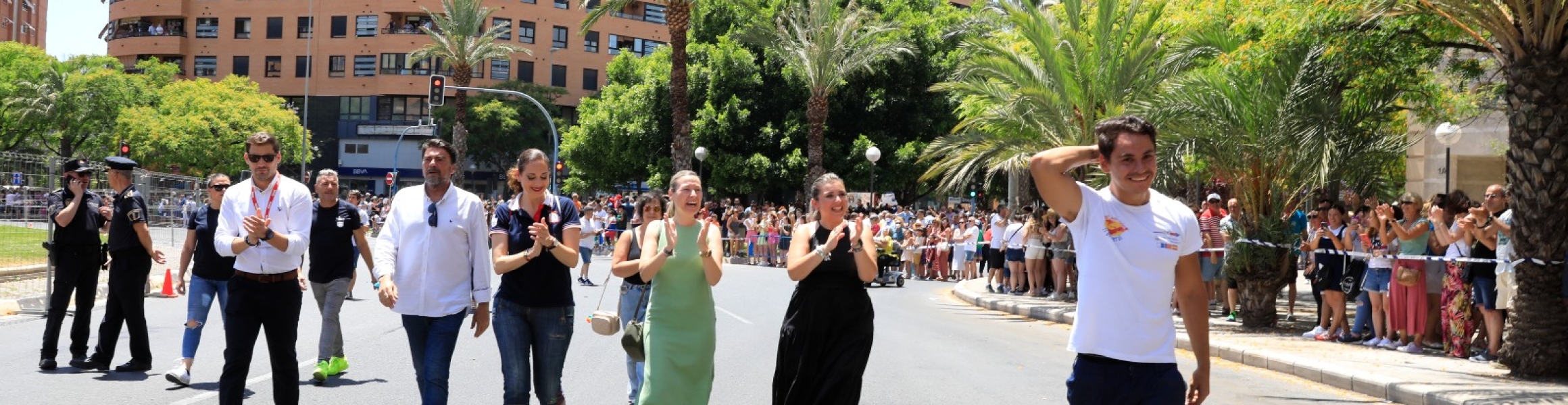 La Pólvora Vuelve A Retumbar En Alicante Con La Primera Mascletà Hogueras De San Juan De Alicante 8708